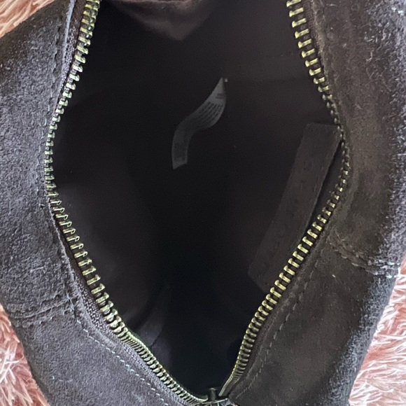 Free People Brown Crossbody Bag with Adjustable Strap and Minimalist Design - Picture 6 of 11